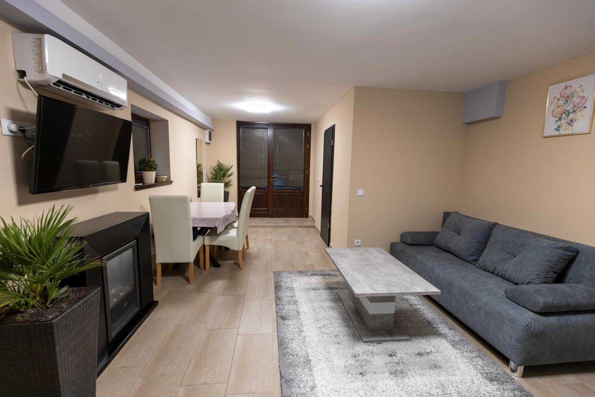Toscana Debrecen Ngoại thất bức ảnh